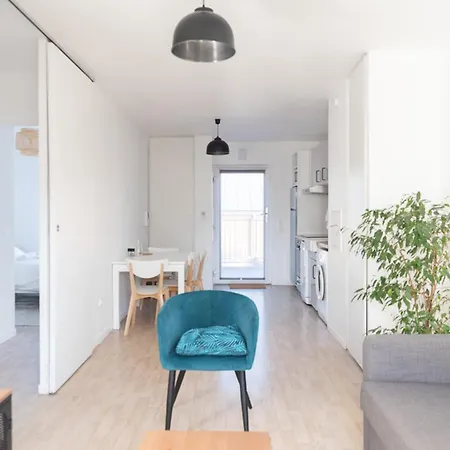 Appartement Modern Just Outside Paris La Courneuve