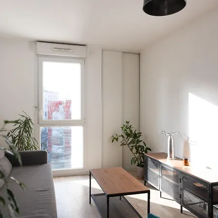 Modern Just Outside Paris *